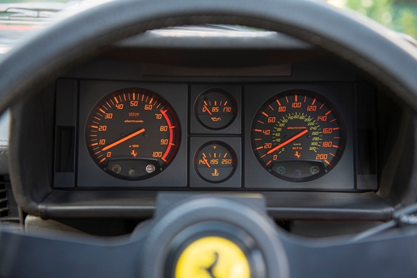 Ferrari Testarossa 011.jpg