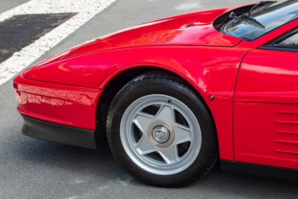 Ferrari Testarossa 043.jpg