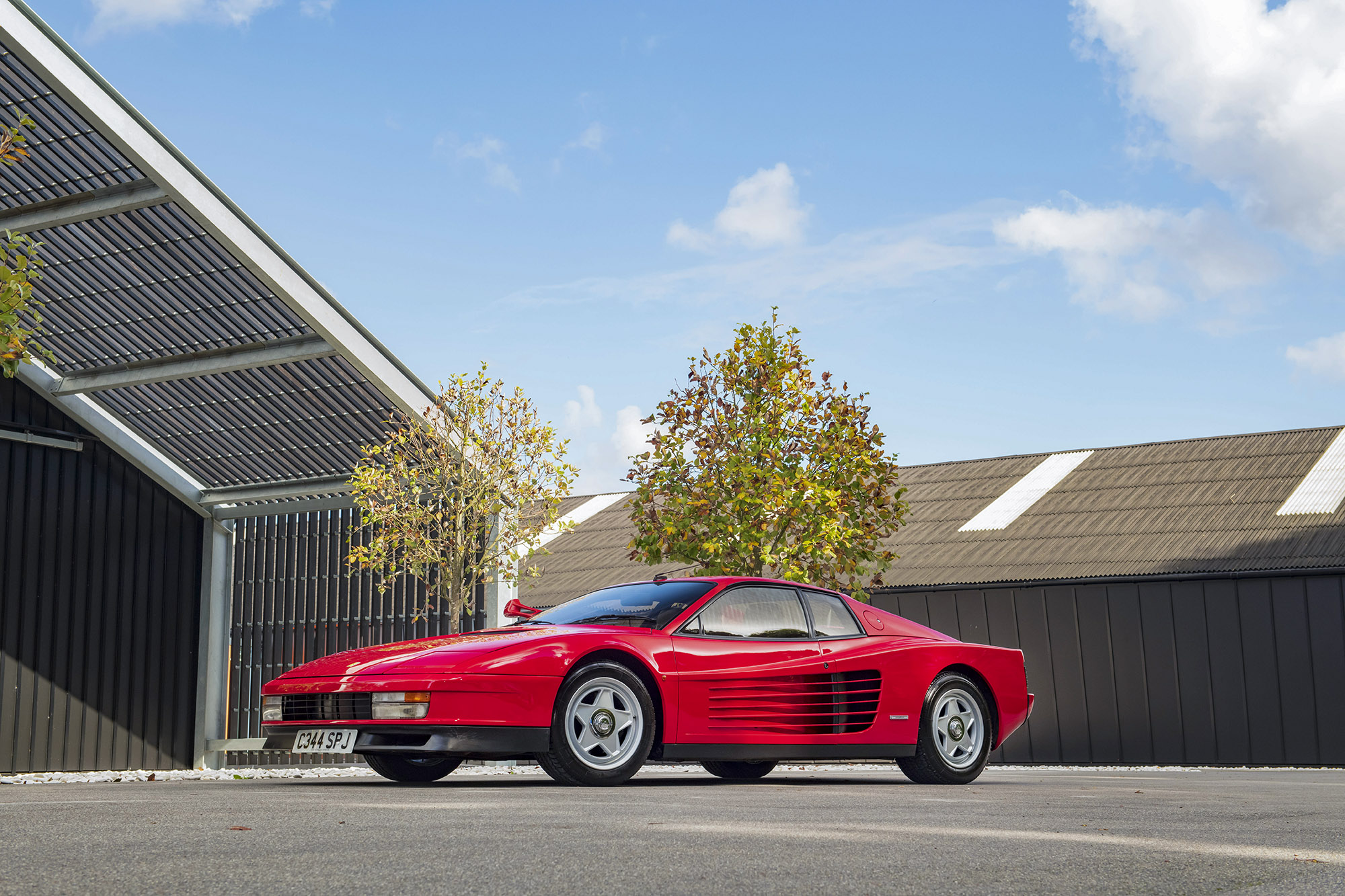 testarossa car price