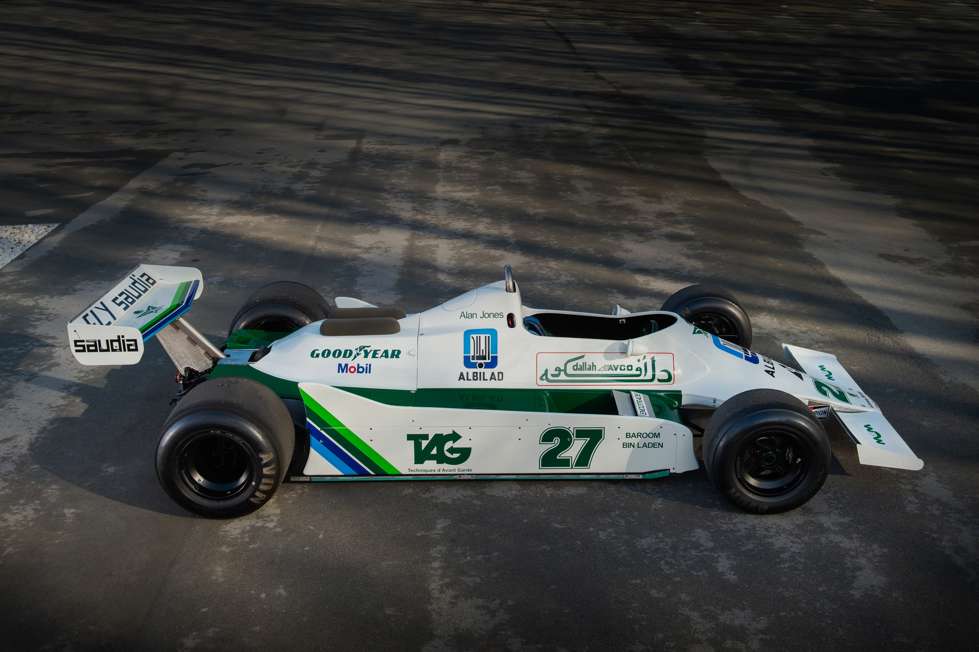 1979 Williams-Ford FW07 - chassis 01 - the first ever pole for 