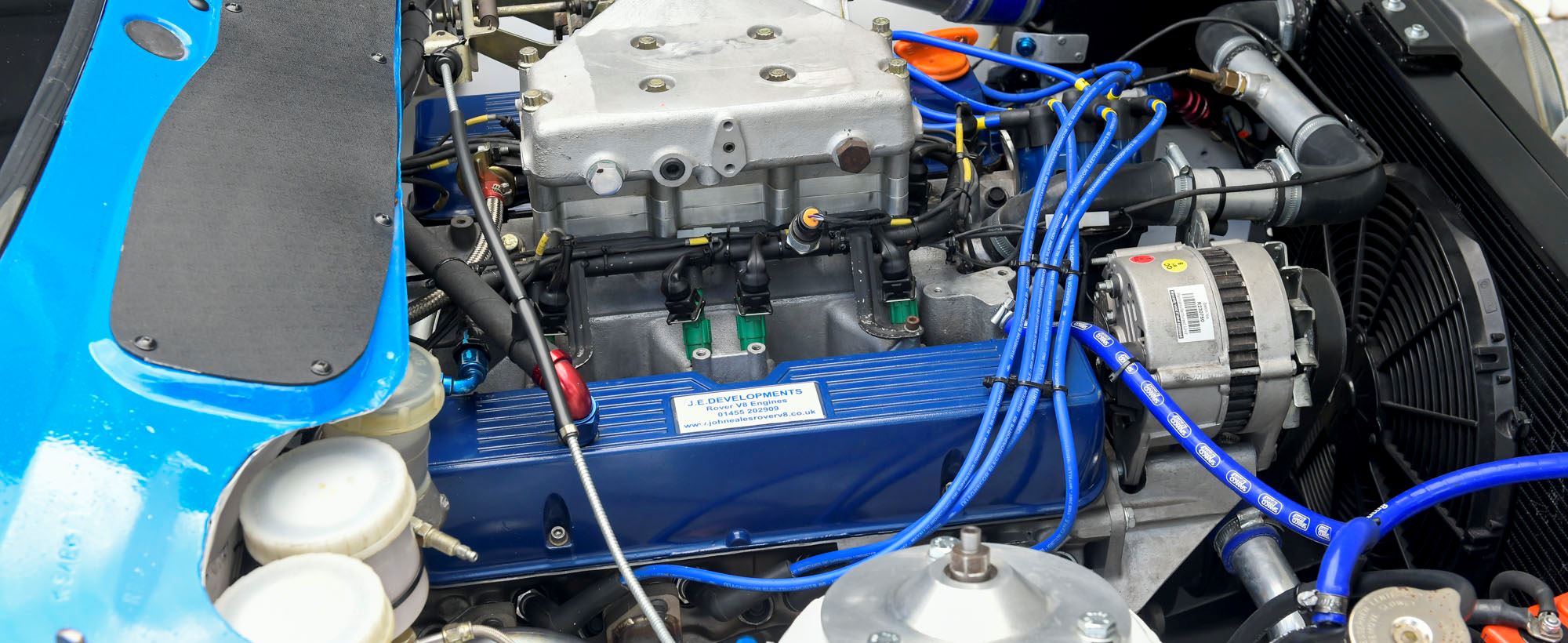 Rover 3500 V8 002.jpg