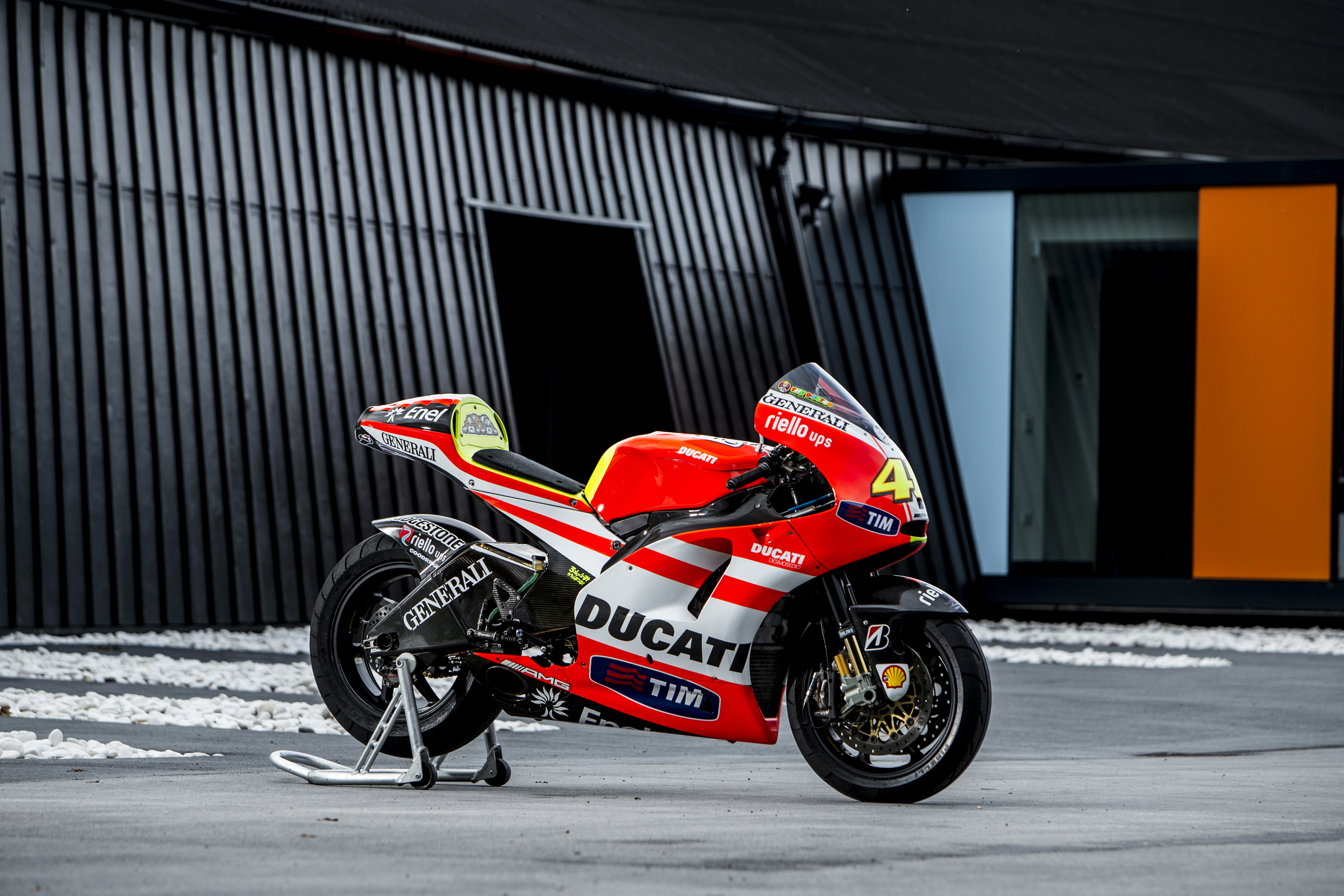 2011 Ducati GP11 'VR2' MotoGP - Ex-Valentino Rossi and ready to 