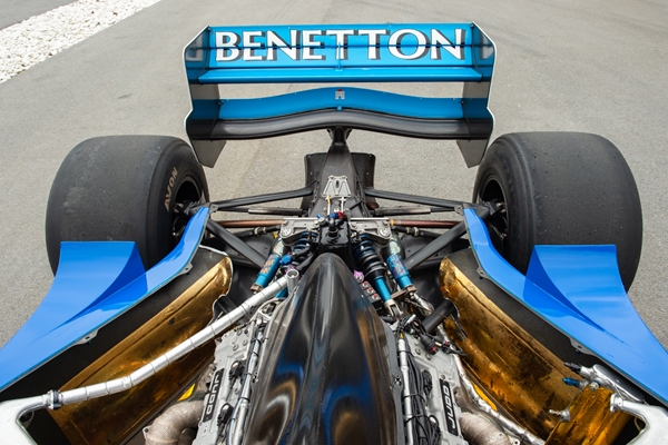Benetton F1 044.jpg