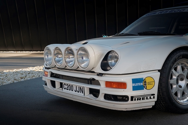 Ford RS 200 014.jpg