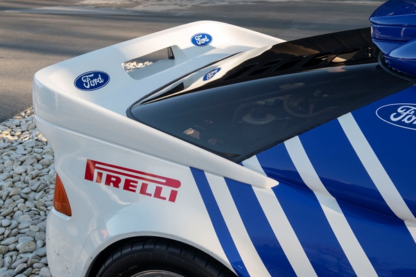 Ford RS 200 018.jpg