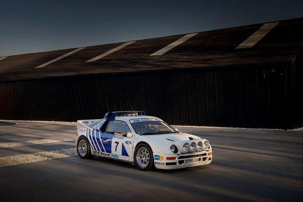 Ford RS 200 020.jpg